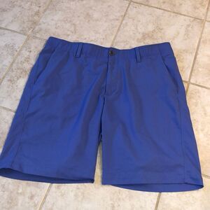 Mens Under Armour Shorts size 38